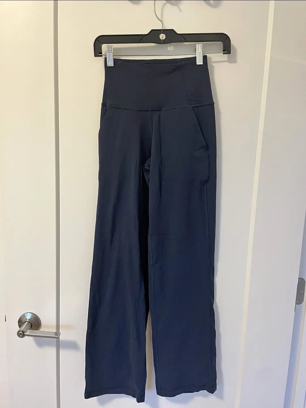Lululemon Navy Straight-Leg Align Pants